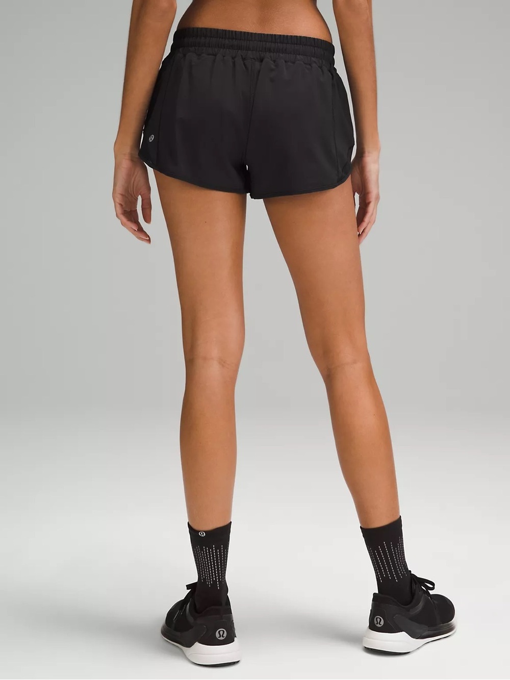 lululemon athletica Hotty Hot Low-Rise Lined Short 2.5"